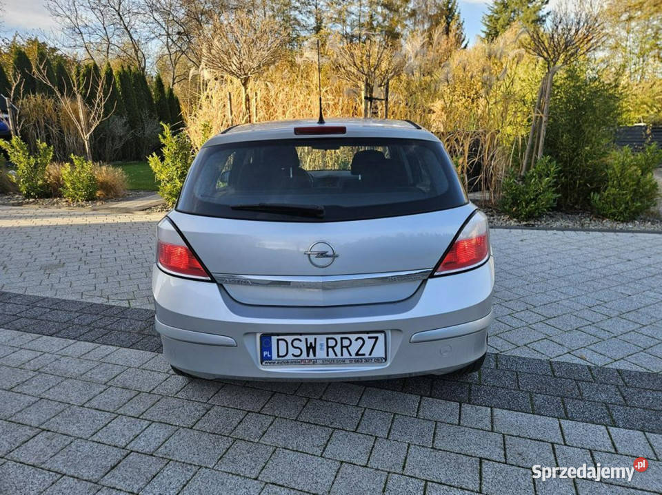 Opel Astra 16 105 klima elektryka zadbany H komputer pokładowy Strzegom