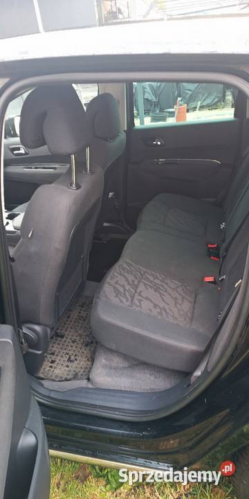 Peugeot 3008 z 2013 roku 2 litry diesel hybryda