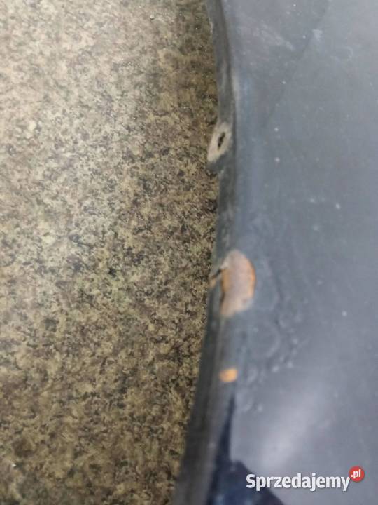 BŁOTNIK PRAWY PRZÓD 475 Bmw Seria 3 V 20052012 osobowe