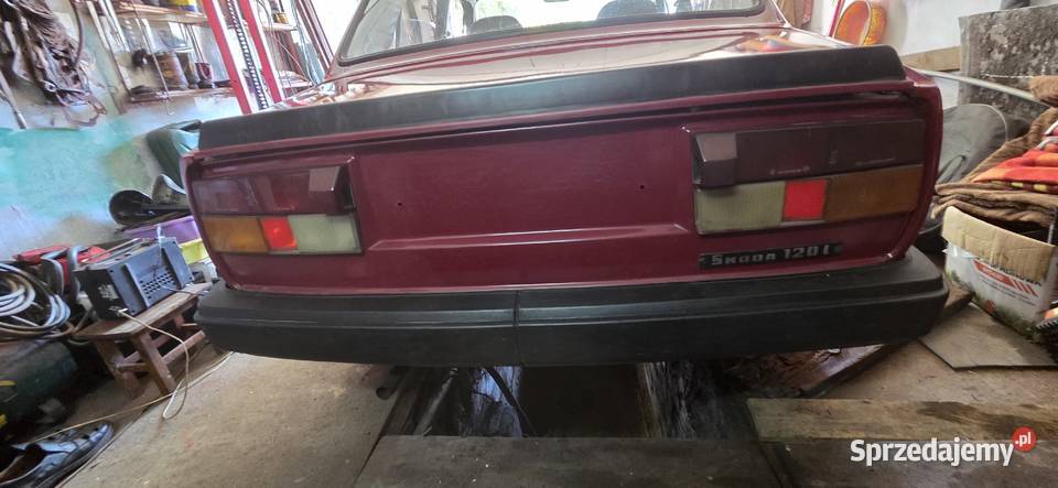 Skoda 120 L 1989 5biegowa bez korozji klasyk do benzyna 120 Zawiercie