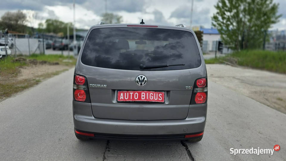Volkswagen Touran navi klima mały przebieg super światła przeciwmgielne Lębork