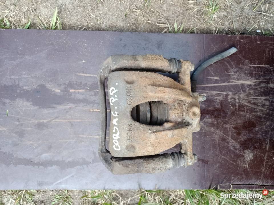 zacisk hamulcowy jarzmo prawy przód opel corsa c osobowe zachodniopomorskie Szczecin