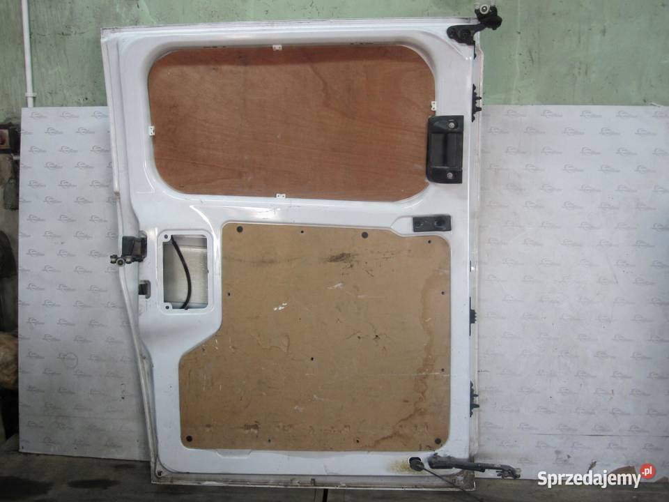 FORD TRANSIT CUSTOM 15r drzwi lewe boczne świętokrzyskie
