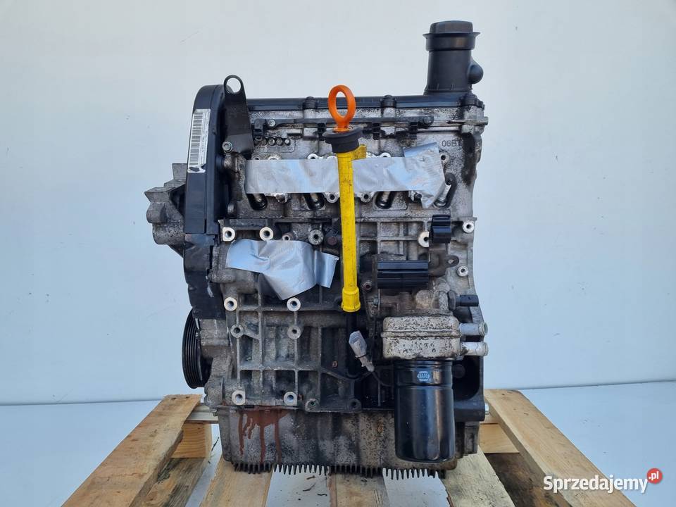 SILNIK Audi A3 II 8P 16 8V 102 bierze olej BGU osobowe lubelskie Janów