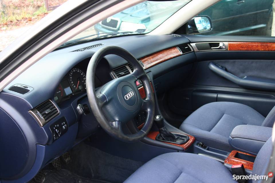 Audi A6 19 TDI kombi stan niebieskie wnętrze Zgierz