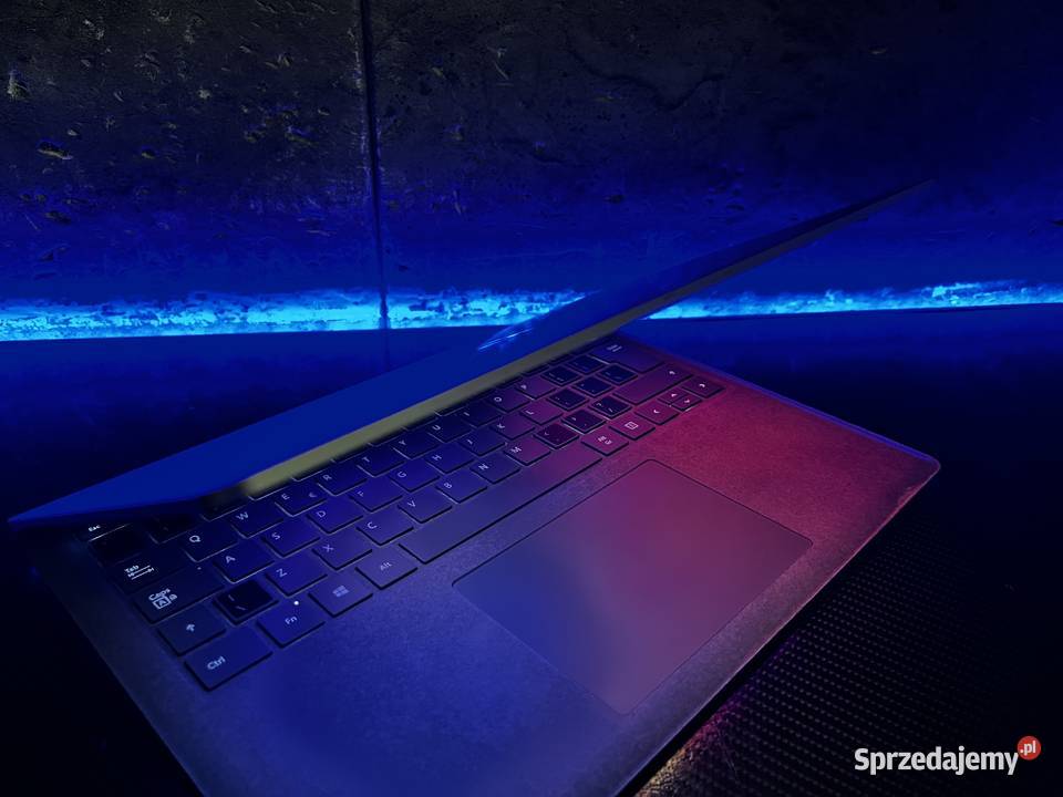 Biały Surface 3 i51035G7 2K DOTYK 8256GB SSD Pozostałe Elektronika Piaseczno