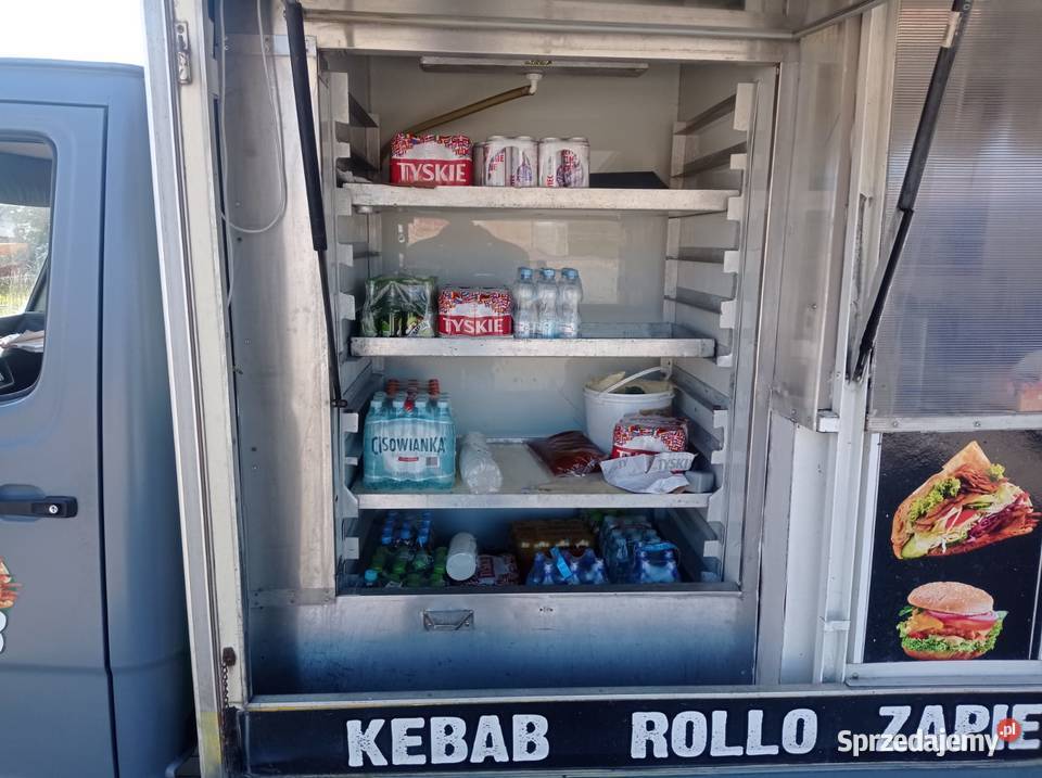 Mercedes 308D FoodTruck Szemud