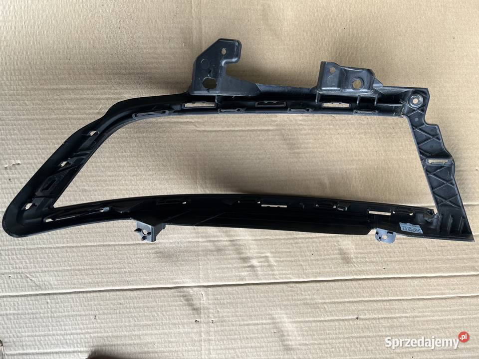 ASTRA L VI 6 RAMKA LAMPY PRZÓD PRAWA 9859970580