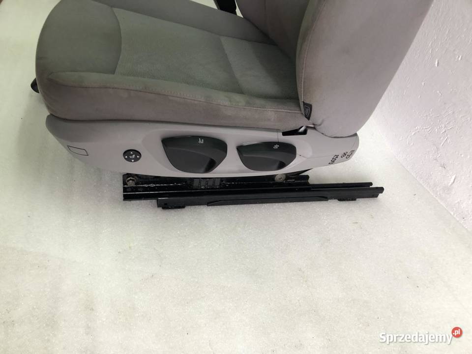 FOTEL LEWY PRZÓD MATERIAŁ EUROPA BMW E90 osobowe wielkopolskie