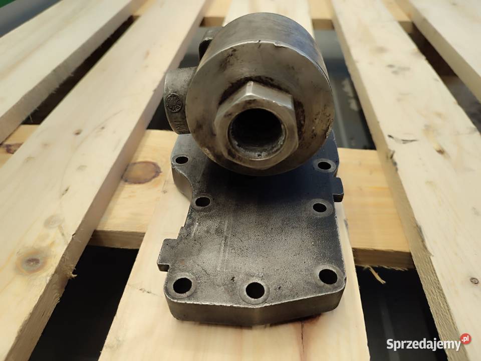 Podstawa filtra oleju 4899643 Holland LM 5060 sprzedam