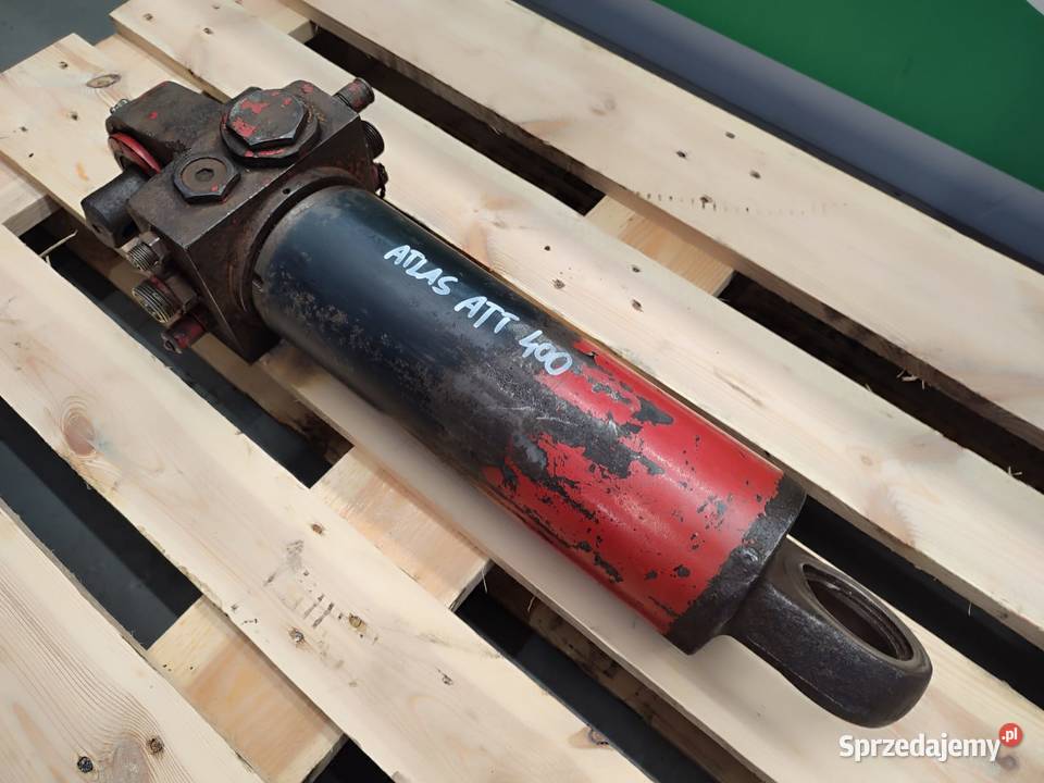 Cylinder hydrauliczny T52 468 92 2244 Atlas wielkopolskie Wilkowo