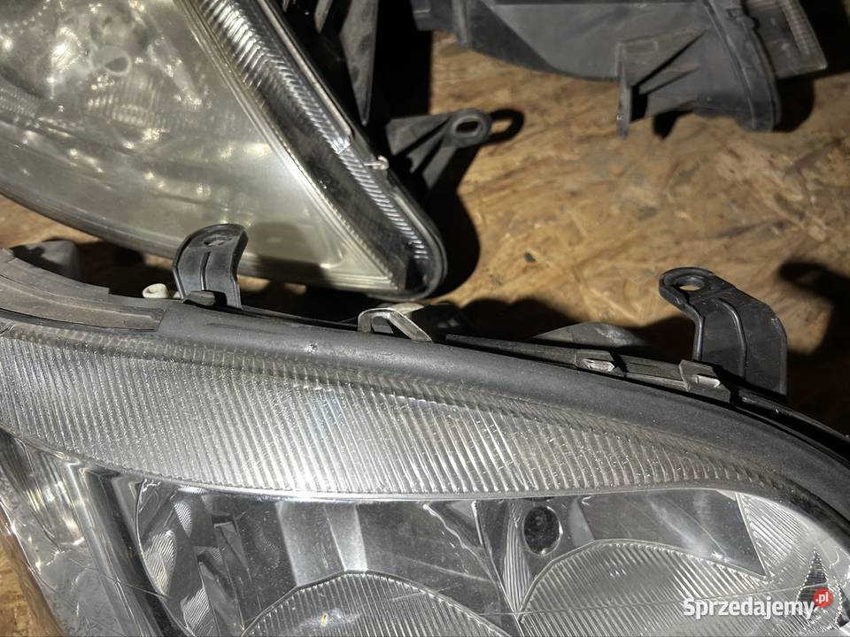 Lampa prawy lewy przód zafira A lift kompletną Kęty