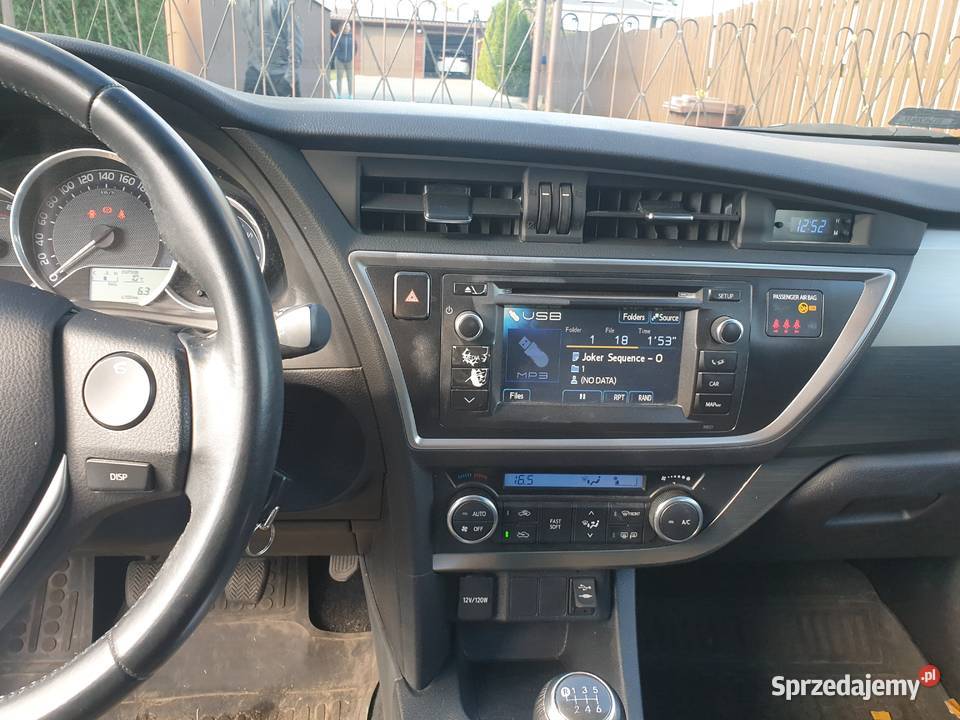 Toyota auris niski przebieg benzyna Grajewo