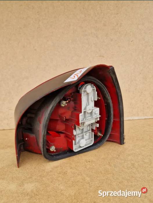 Audi a3 8l lampa lewy tył tył lewy Lampy tylne