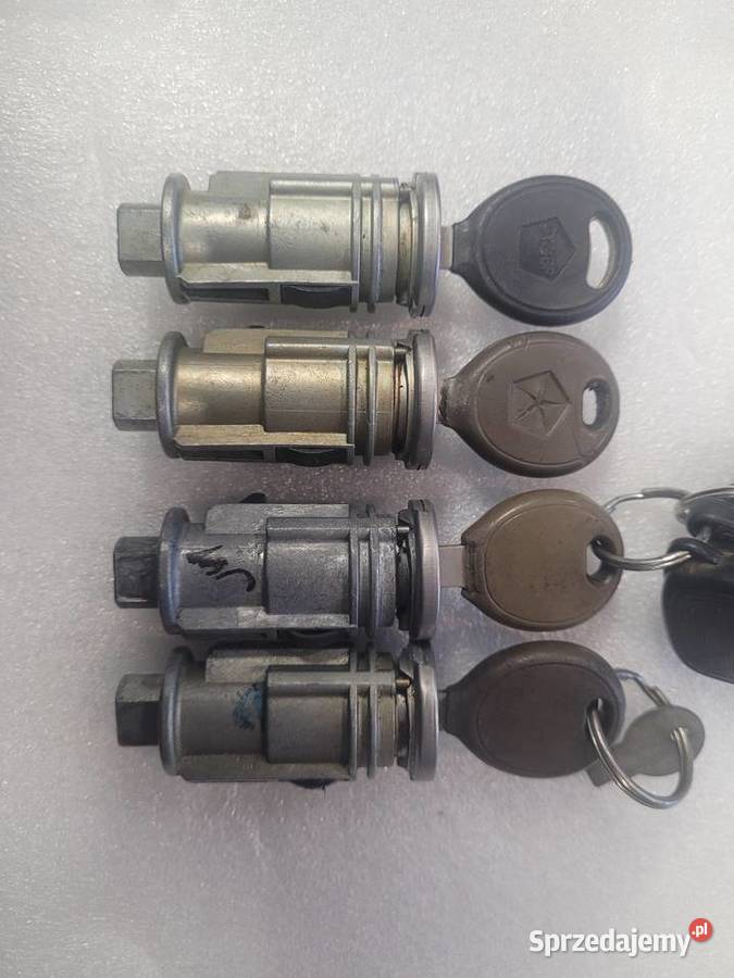 Wklad stacyjki CHRYSLER PT CRUISER 300M 300C