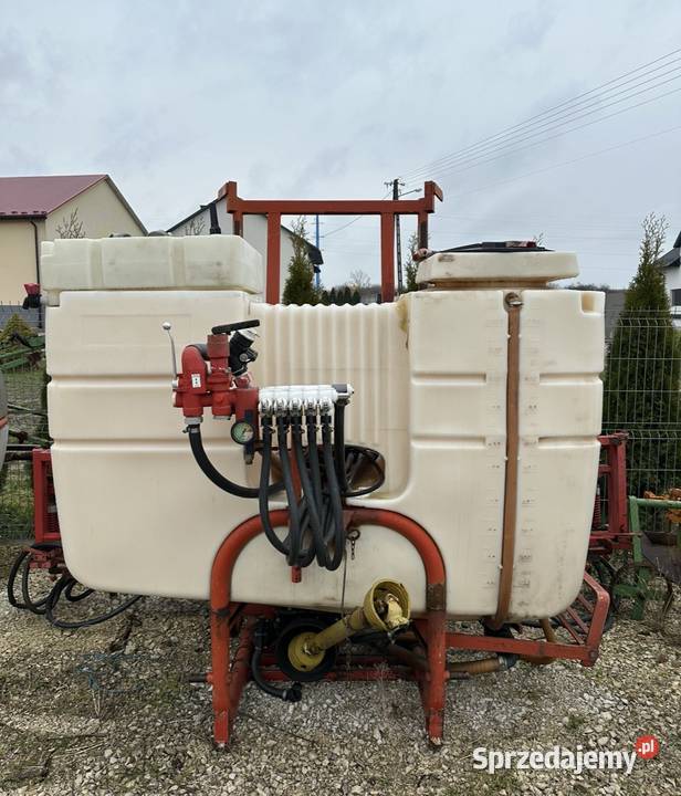 Opryskiwacz 1100l 15m lance Zawieszane Łachów