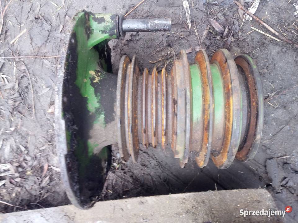 Dzwon przystawka silnika John Deere