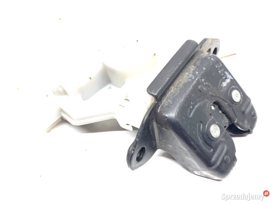 ZAMEK KLAPY TYŁ RENAULT KADJAR SUV