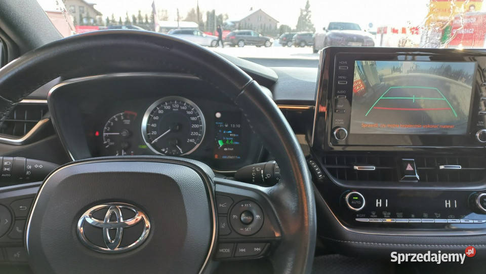 Toyota Corolla Comfort eCVT 18 Hybryda Pełna Gdańsk sprzedam