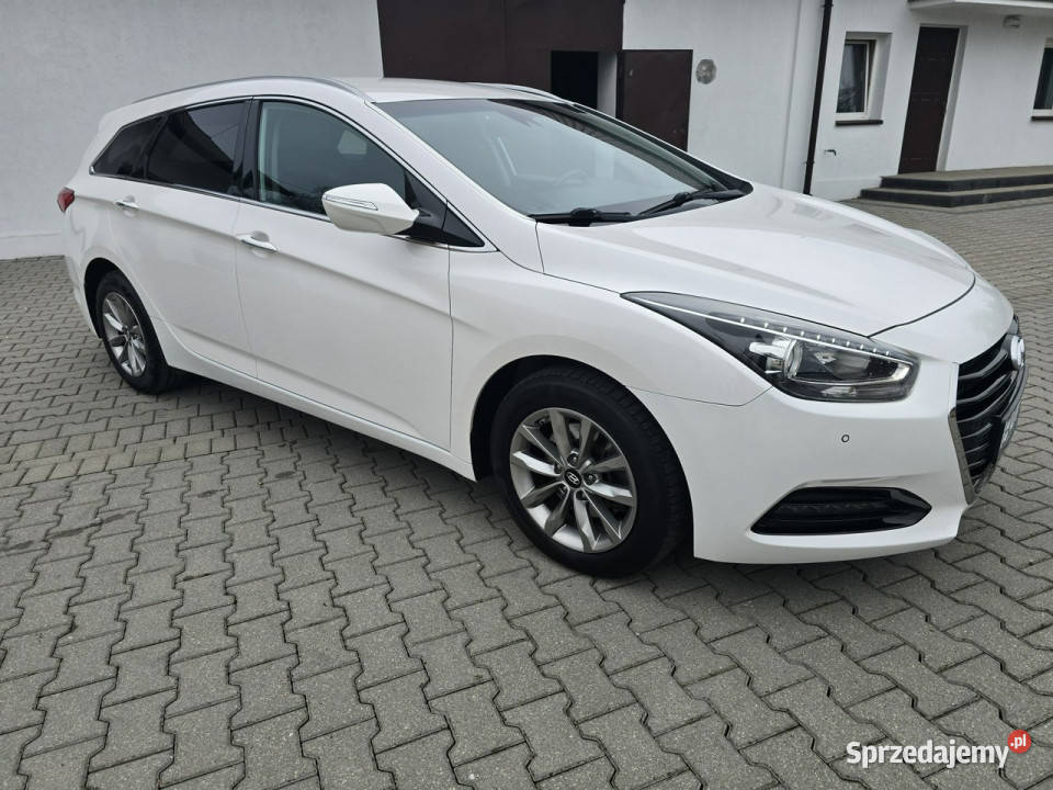 Hyundai i40 17crdi światła LED Kutno