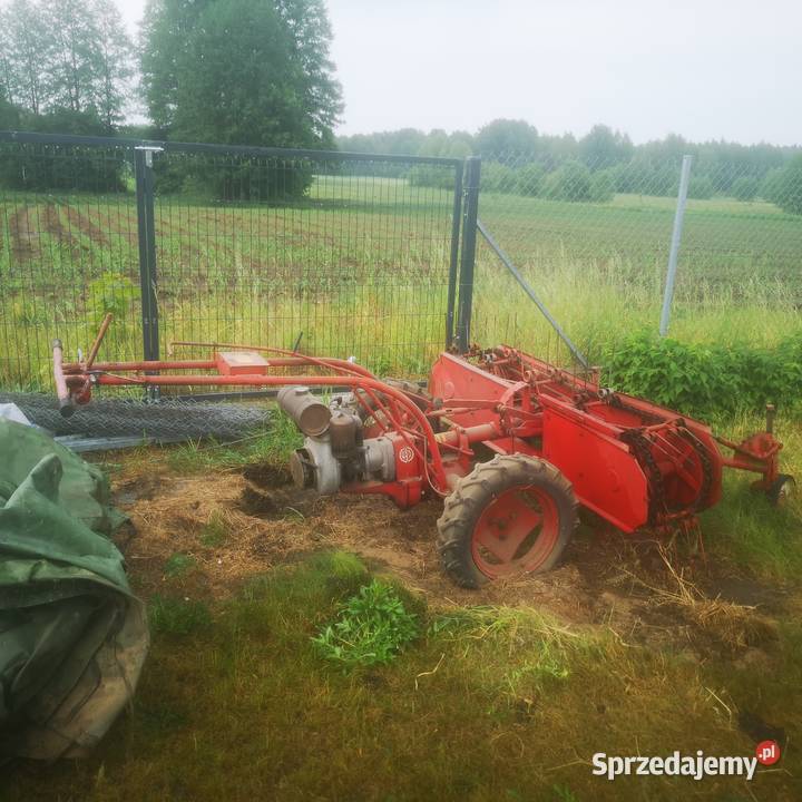 ZGRABIARKA SPALINOWA nieuszkodzony Zgrabiarki i przetrząsacze Bór