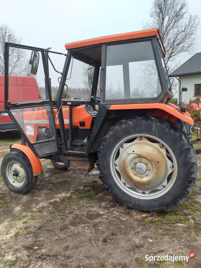 Ciągnik Ursus 3512 z kabiną Koja Komfort Ciągniki Rdzów