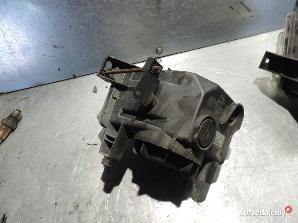 OPEL VECTRA C HALOGEN PRAWY PRZÓD