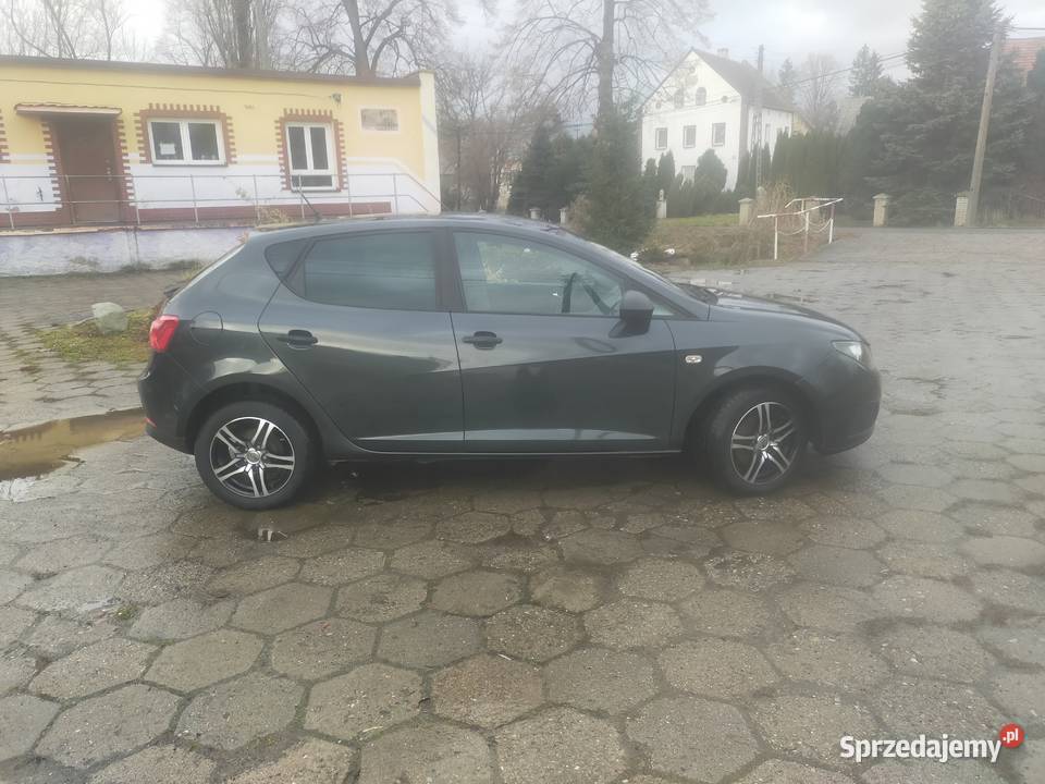 seat ibiza 1200 benzyna 2009r ekonomiczny stan b opolskie
