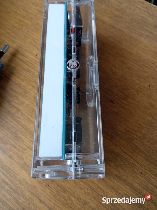 Sprzedam zegar cyfrowy wyświetlacz LED 26 mm tworzywo sztuczne Chorzów sprzedam