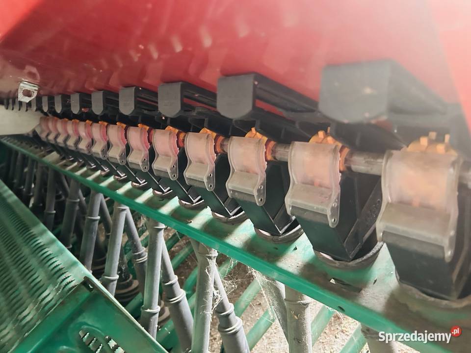 Siewnik zbożowy AgroMasz SR300 Makomazy