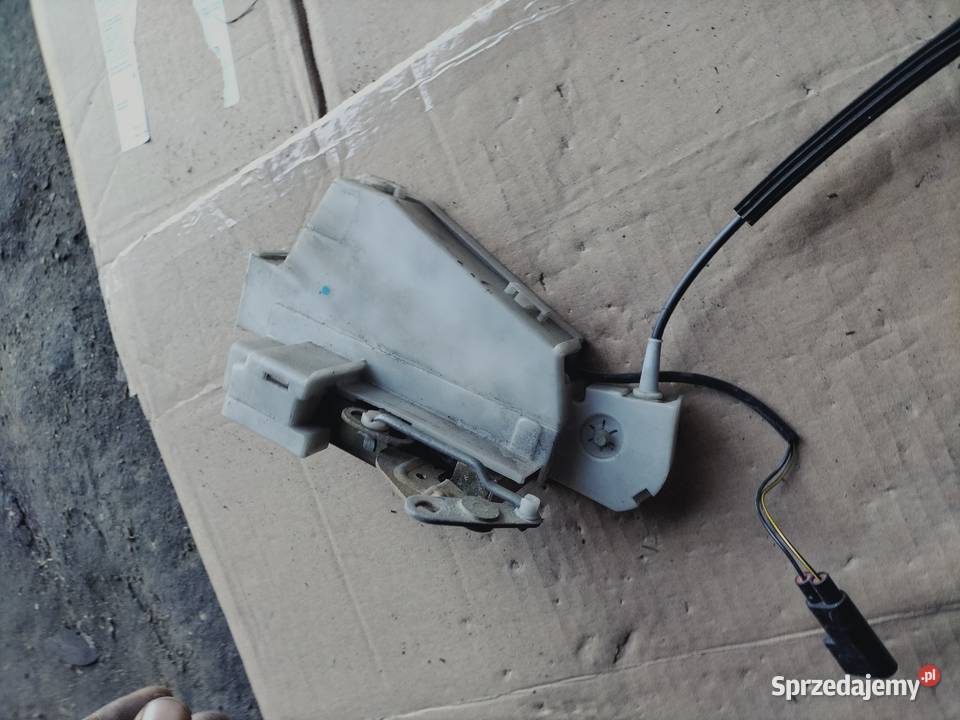 RĄCZKA ZAMEK DRZWI PRAWY TYŁ FORD MONDEO MK1