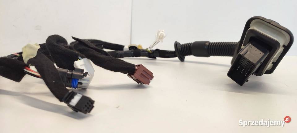 DACIA DUSTER II WIĄZKA DRZWI PRZÓD 241242856R Materiały instalacyjne