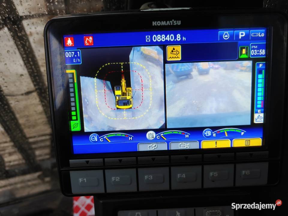 Komatsu PC210LC11 Centralne smarowanie kamera