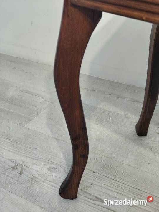 Stylowy Taboret Ludwikowski Pufa do Toaletki Poddębice