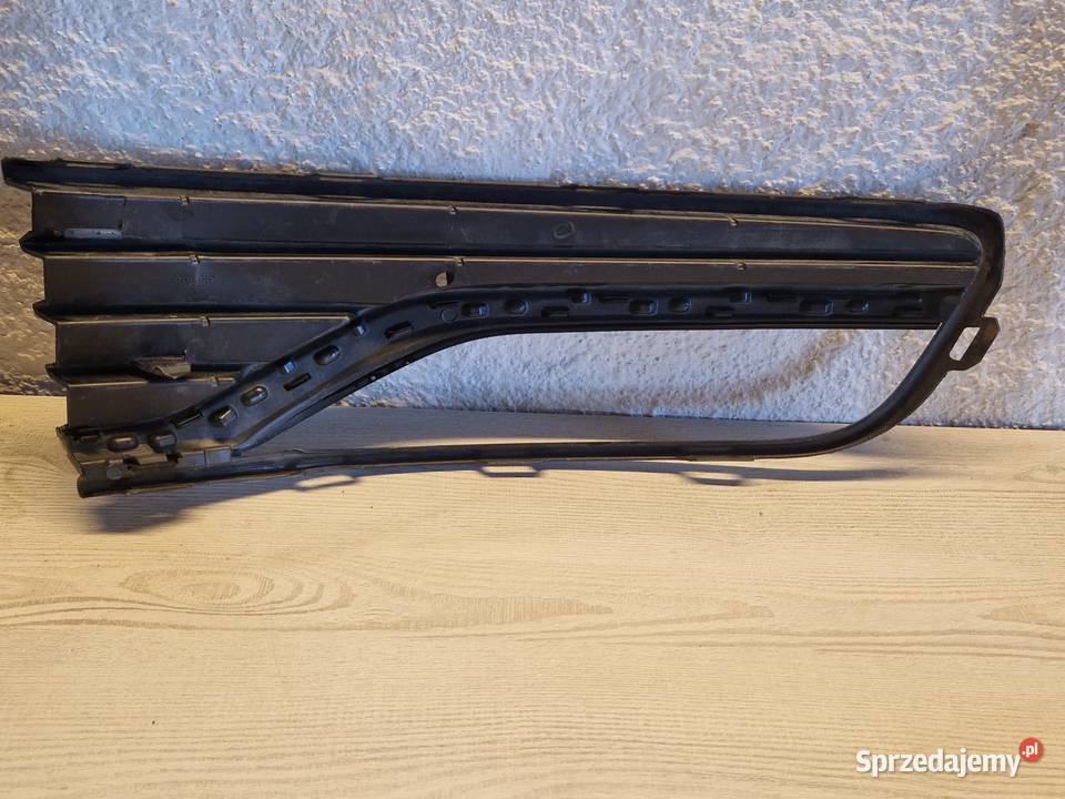 Kratka zderzaka VW Polo 201320Strona lewa Kwilcz
