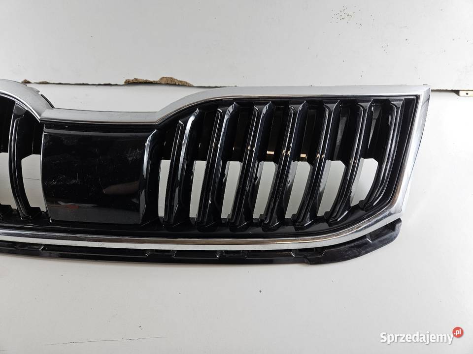 SKODA OCTAVIA 3 III 5E0 LIFT GRILL ATRAPA Międzychód