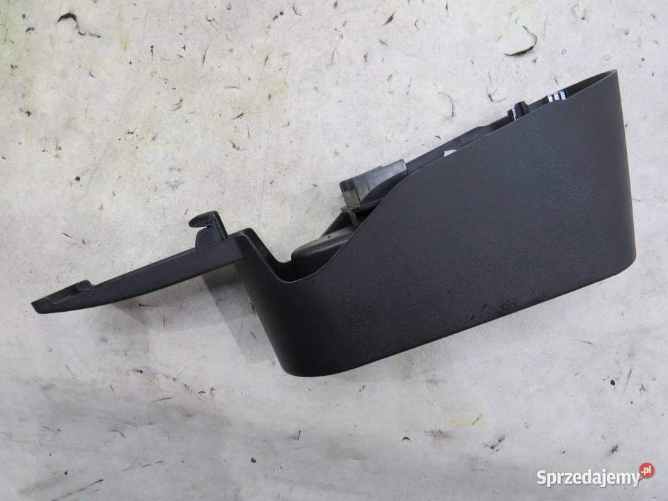 SCHOWEK CUPHOLDER ZAFIRA C osobowe