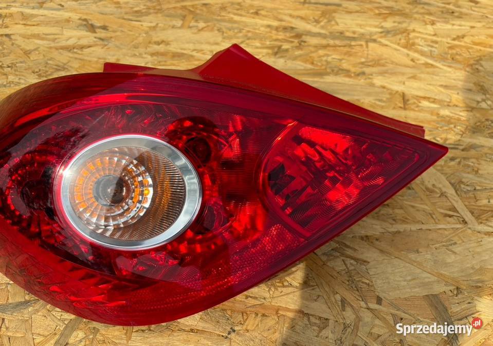 LAMPA LEWA TYŁ TYLNA OPEL CORSA D 3D 07R Międzychód