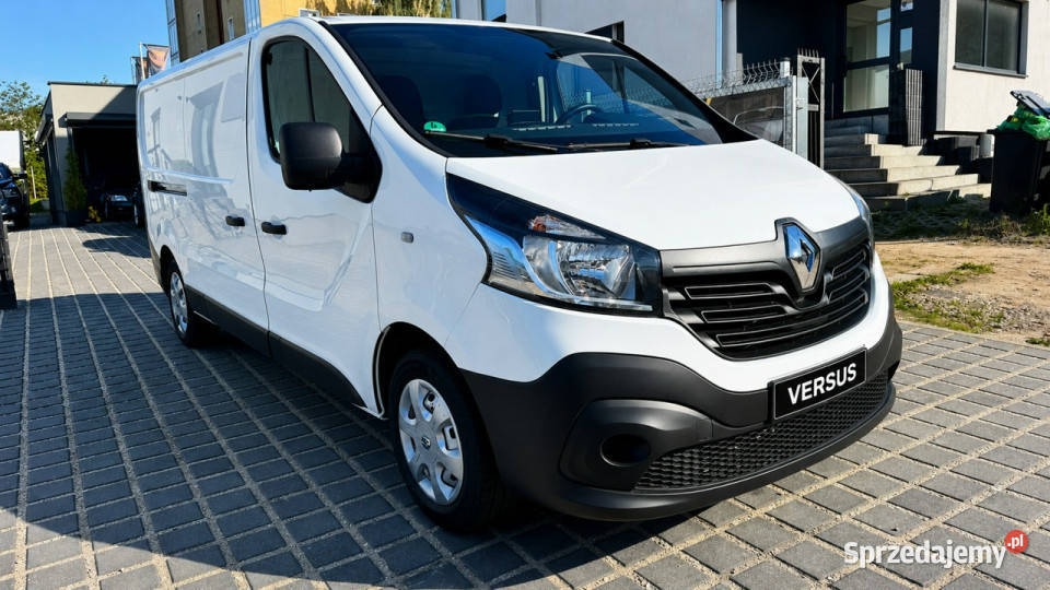Renault Trafic 16 CDTi 121 3osobowy zabudowa VAT marża pomorskie Gdynia sprzedam