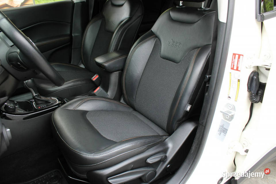Jeep Compass BezwypadkowyBogate garażowany śląskie Gliwice