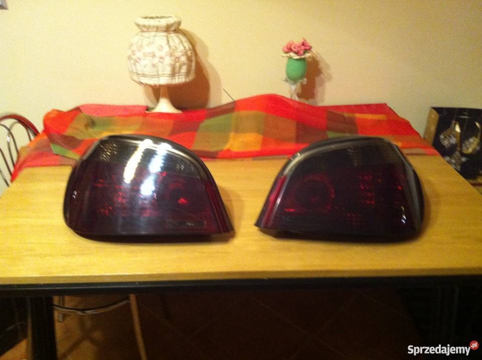 BMW E60 laserowane oryginalnelampy tylneKomplet łódzkie Sulmierzyce