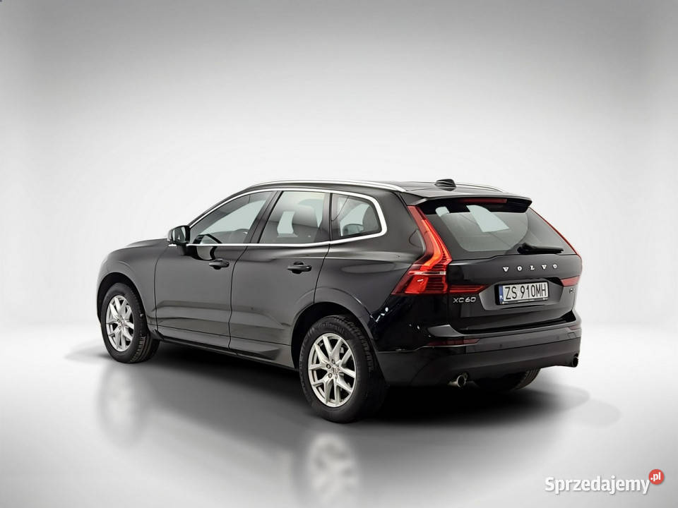Volvo XC 60 D4 Momentum Pro aut Z Polskiego czarny Warszawa