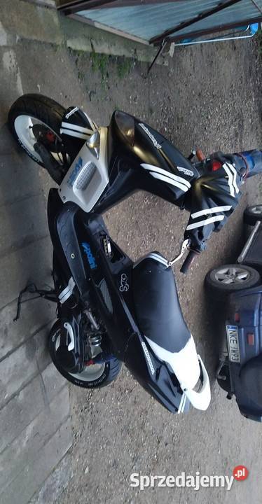 Peugeot speedfight 2 7050 Rok produkcji 2006 Srokowo