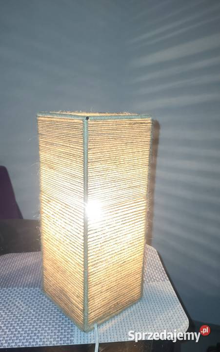 Ręcznie robiona lampa z juty naturalne światło Zakliczyn