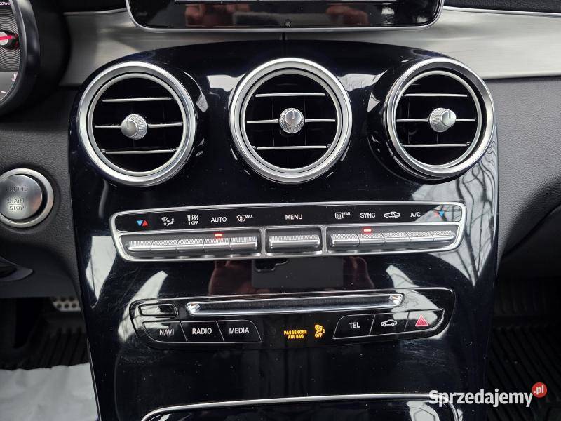 GLC 250 4MATIC AMG Line20 benzyna 211 sprzedam