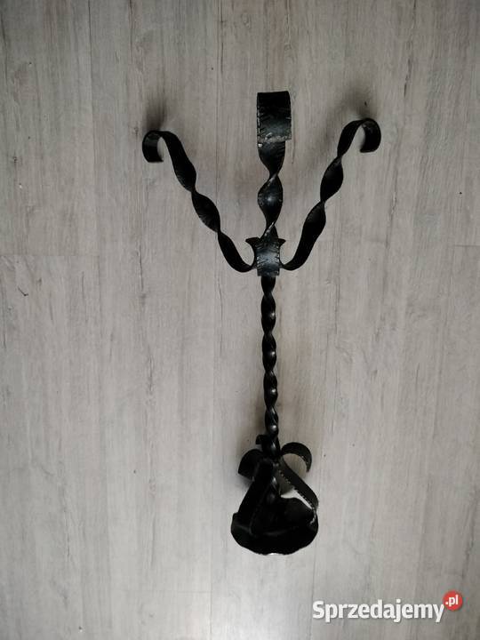 Stary Kuty świecznik metalowy 63 Choszczno