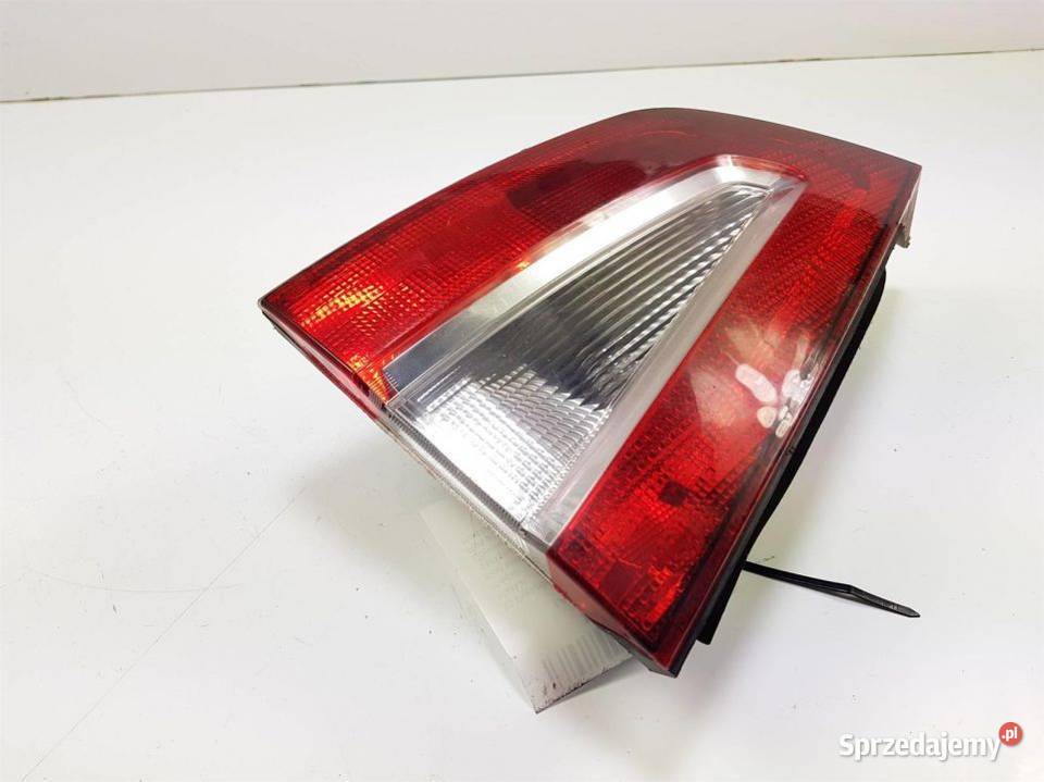 LAMPA W KLAPE PRAWA LIFT FORD GALAXY Lipno