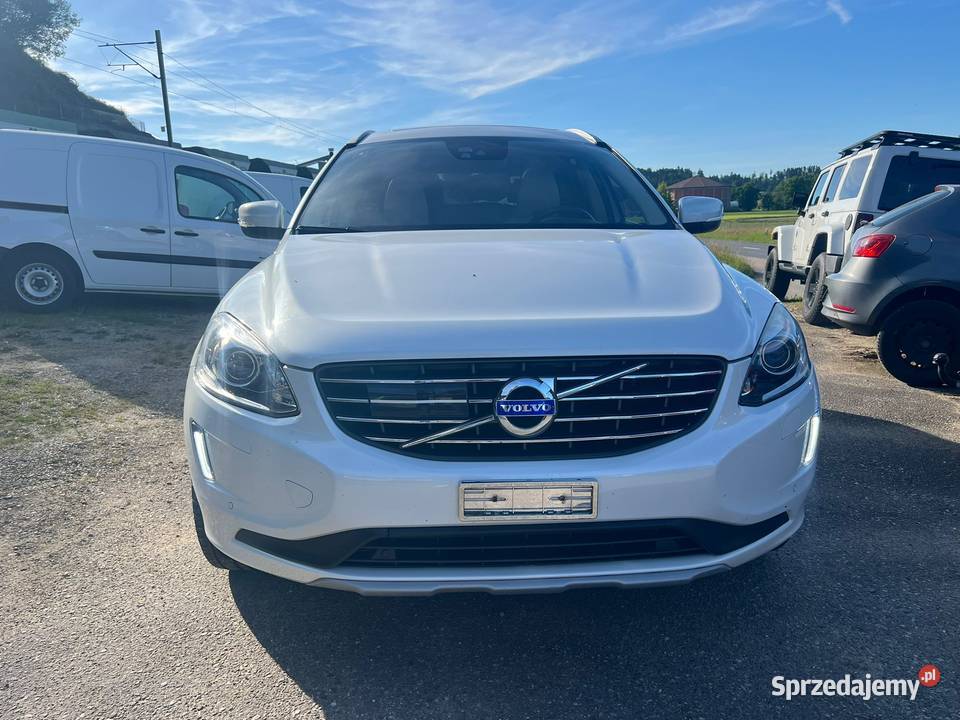 VOLVO XC60 24D5 215 full bezwypadkowy opłacony skórzana tapicerka lubelskie Lublin