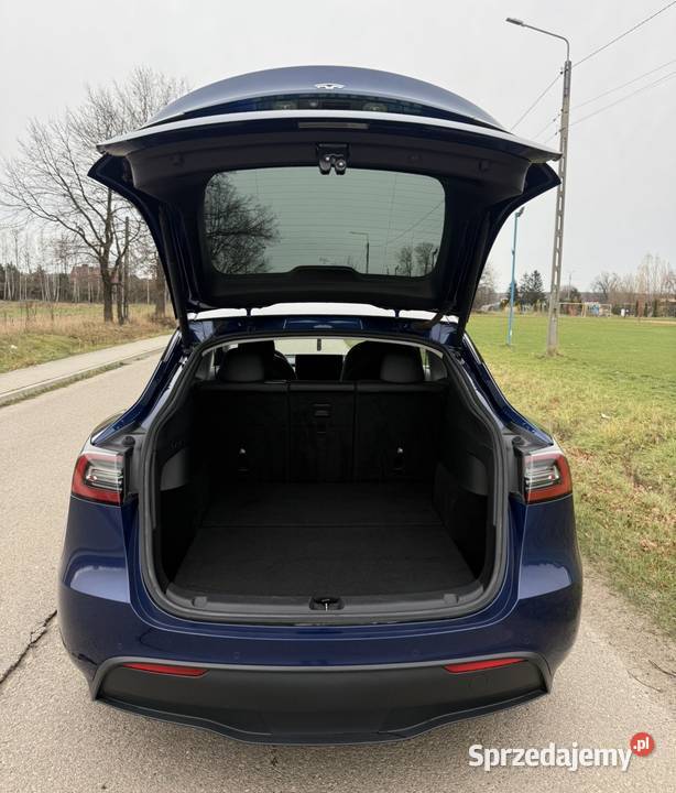 Tesla model y Warszawa