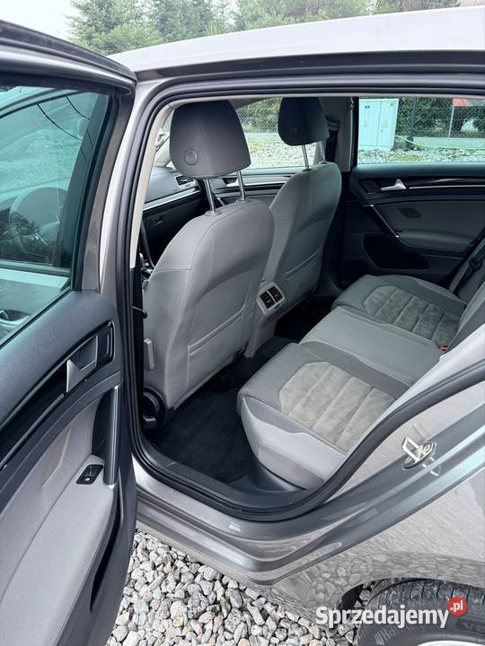 Volkswagen Golf 7 14 turbo 2016r lakier metallic Tomaszów Lubelski